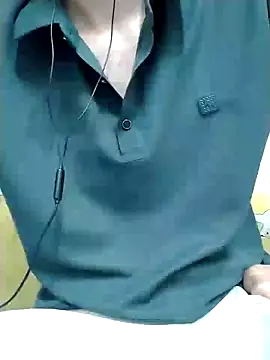 Snapshot of YAY-1 chatting on January 13, 2025, 12:02 pm YAY-1 online show from January 13, 2025, 12:02 pm