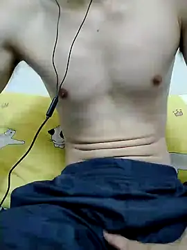 Snapshot of YAY-1 chatting on January 15, 2025, 11:53 am YAY-1 online show from January 15, 2025, 11:53 am