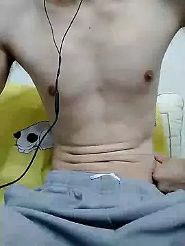 Snapshot of YAY-1 chatting on January 16, 2025, 11:37 am YAY-1 online show from January 16, 2025, 11:37 am