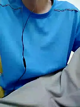 Snapshot of YAY-1 chatting on February 2, 2025, 12:02 pm YAY-1 online show from February 2, 2025, 12:02 pm