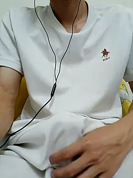 Snapshot of YAY-1 chatting on February 25, 2025, 2:03 am YAY-1 online show from February 25, 2025, 2:03 am