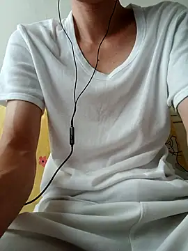 Snapshot of YAY-1 chatting on March 3, 2025, 5:53 am YAY-1 online show from March 3, 2025, 5:53 am