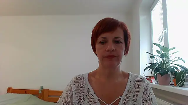 LoraLoraMay online show from October 5, 2025, 12:03 pm