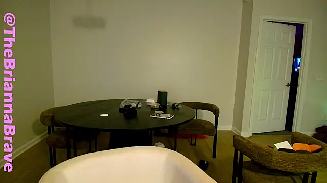 BriannaBrave online show from January 7, 2026, 5:54 am