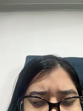 Snapshot of ZTahya chatting on May 5, 2026, 11:13 pm ZTahya online show from May 5, 2026, 11:13 pm