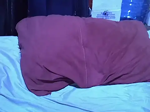 Snapshot of Adaline-Paris chatting on December 5, 2025, 12:30 am Adaline-Paris online show from December 5, 2025, 12:30 am