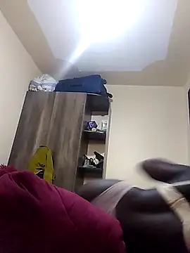 Adaline-Paris online show from March 4, 2026, 4:29 am