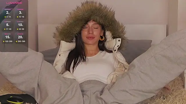 1Mercedes online show from December 4, 2024, 6:28 pm