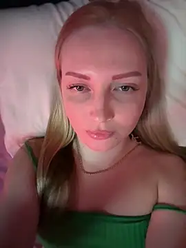 Aleksandrakis online show from April 15, 2026, 8:20 pm