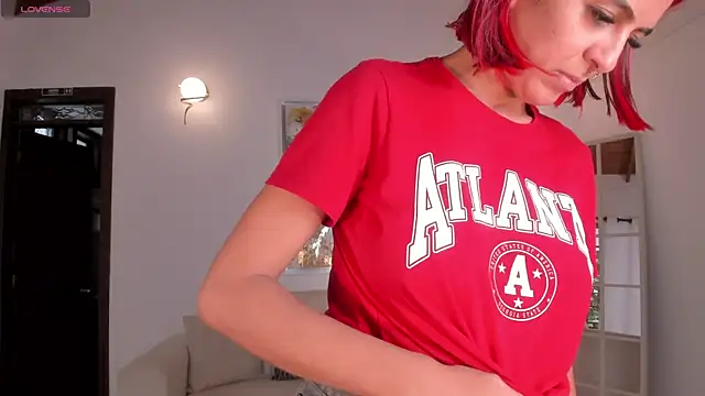 Snapshot of VictoriaMilan_ chatting on February 6, 2025, 8:34 pm VictoriaMilan online show from February 6, 2025, 8:34 pm