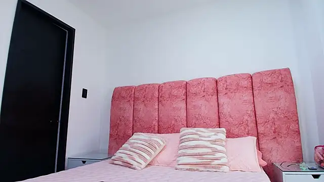 kendal rossi online show from November 27, 2025, 11:56 am