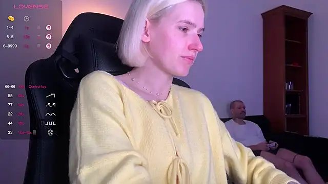 Snapshot of Sexy_Sweets chatting on September 26, 2025, 4:11 pm Sexy Sweets online show from September 26, 2025, 4:11 pm