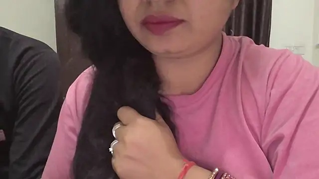 Snapshot of Gulaboo_bhabi chatting on February 18, 2025, 6:58 pm Gulaboo bhabi online show from February 18, 2025, 6:58 pm