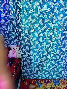 Snapshot of beauty_alina chatting on January 24, 2025, 4:49 pm beauty alina online show from January 24, 2025, 4:49 pm