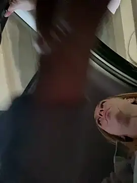 Snapshot of Sweet___Emily chatting on September 19, 2025, 2:07 pm Sweet   Emily online show from September 19, 2025, 2:07 pm