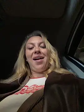 Sweet   Emily online show from November 8, 2025, 12:49 pm