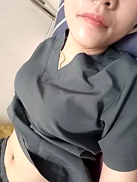 2 sex online show from May 8, 2026, 4:40 am