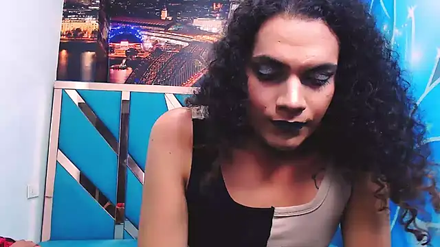 Snapshot of aleja_mistress_ chatting on December 22, 2024, 3:44 am aleja mistress online show from December 22, 2024, 3:44 am