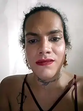 Snapshot of aleja_mistress_ chatting on February 27, 2025, 5:45 am aleja mistress online show from February 27, 2025, 5:45 am