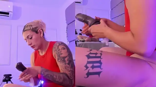 Emily robertss online show from December 21, 2025, 3:24 am