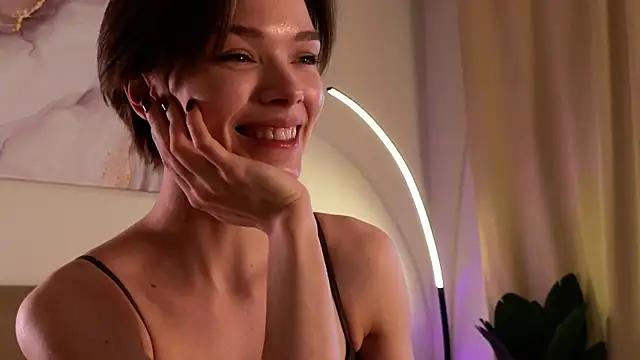 Eva Natsumi online show from March 1, 2025, 1:40 pm