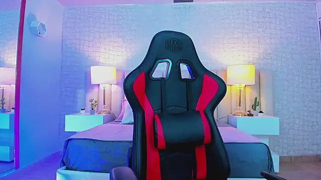 Snapshot of sara_parker069 chatting on February 25, 2025, 8:14 am sara parker069 online show from February 25, 2025, 8:14 am