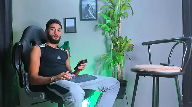 Damian 022 online show from December 17, 2024, 3:39 pm