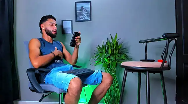 Damian 022 online show from March 14, 2025, 9:54 pm