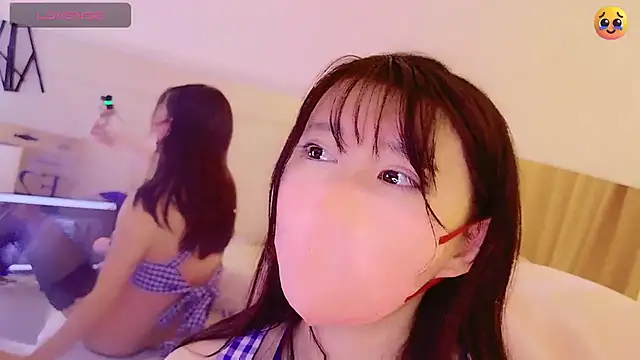 Snapshot of maii- chatting on March 21, 2025, 1:12 pm maii- online show from March 21, 2025, 1:12 pm