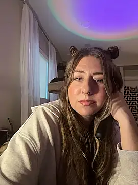 sophielove888 online show from January 7, 2026, 11:40 pm