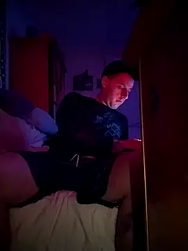 Snapshot of thatdude9_9_9 chatting on December 19, 2025, 8:21 am thatdude9 9 9 online show from December 19, 2025, 8:21 am