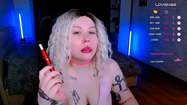 Snapshot of Blueberry-baby chatting on December 13, 2025, 7:53 pm Blueberry-baby online show from December 13, 2025, 7:53 pm