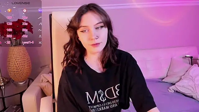 UnaMedison online show from December 6, 2024, 1:22 pm