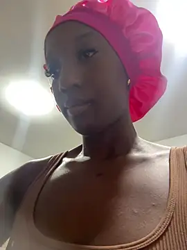 FiorelaLenin online show from February 16, 2026, 12:18 am