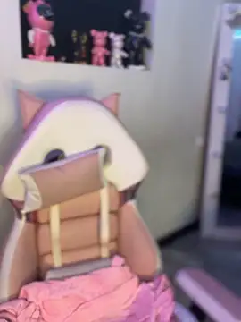 KittyRous online show from February 25, 2026, 6:01 am