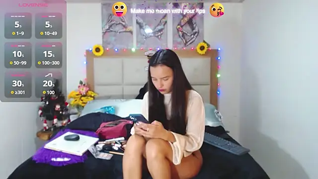 Snapshot of valentina_hearts chatting on December 18, 2024, 12:54 am valentina hearts online show from December 18, 2024, 12:54 am