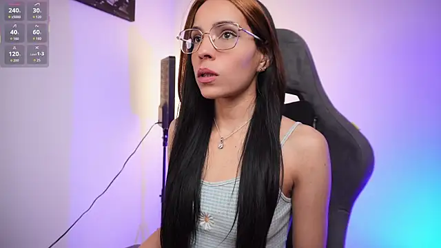 Snapshot of little-eli chatting on October 22, 2025, 7:13 pm little-eli online show from October 22, 2025, 7:13 pm