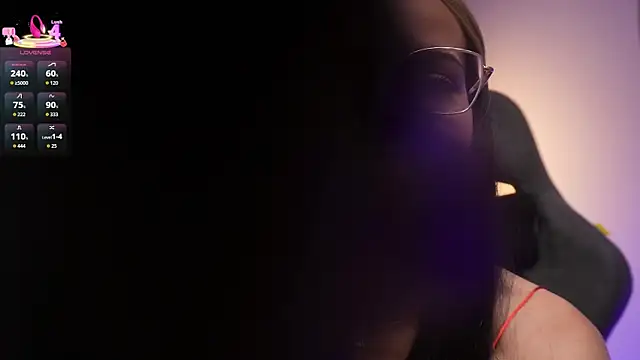 Snapshot of little-eli chatting on November 9, 2025, 7:12 pm little-eli online show from November 9, 2025, 7:12 pm