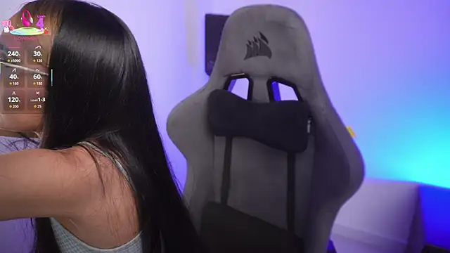 Snapshot of little-eli chatting on November 25, 2025, 7:14 pm little-eli online show from November 25, 2025, 7:14 pm