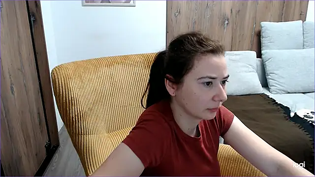 VioletaFlower7 online show from July 8, 2026, 7:13 am