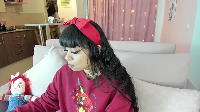 Snapshot of zoesullivan chatting on January 12, 2025, 10:02 am zoesullivan online show from January 12, 2025, 10:02 am