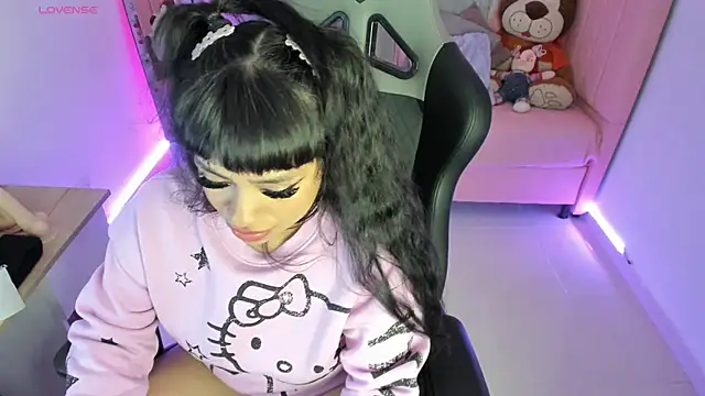 Snapshot of zoesullivan chatting on February 1, 2025, 12:47 pm zoesullivan online show from February 1, 2025, 12:47 pm