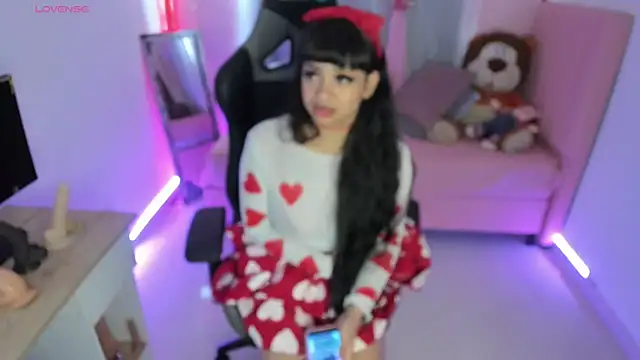 Snapshot of zoesullivan chatting on February 14, 2025, 1:08 pm zoesullivan online show from February 14, 2025, 1:08 pm