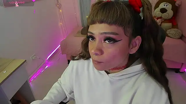 Snapshot of zoesullivan chatting on September 14, 2025, 2:49 pm zoesullivan online show from September 14, 2025, 2:49 pm