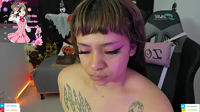 Snapshot of zoesullivan chatting on October 30, 2025, 9:33 am zoesullivan online show from October 30, 2025, 9:33 am