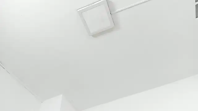 Snapshot of Juliabadlee chatting on December 4, 2024, 3:15 am Juliabadlee online show from December 4, 2024, 3:15 am