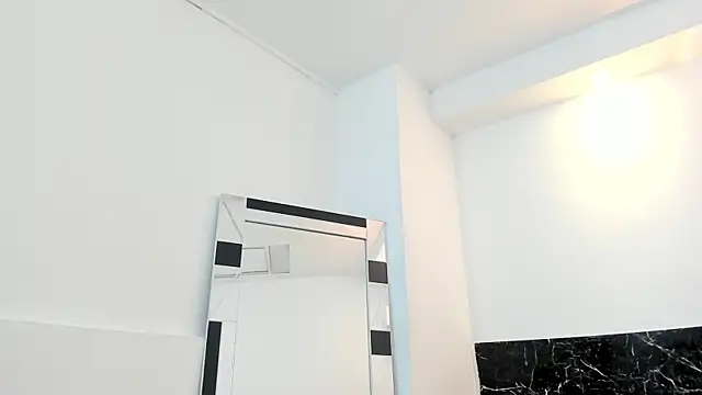 Snapshot of Juliabadlee chatting on February 22, 2025, 3:34 am Juliabadlee online show from February 22, 2025, 3:34 am