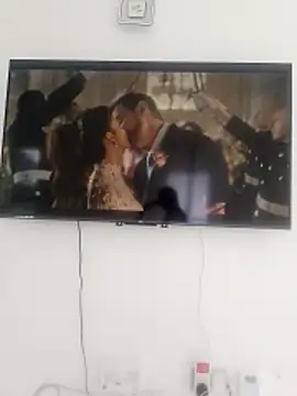 Barbie-kiss online show from January 16, 2026, 9:57 am