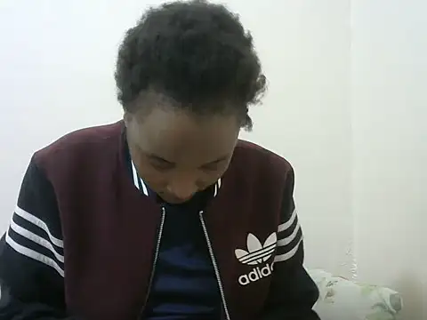 Snapshot of StacyGee24 chatting on September 27, 2025, 6:24 pm StacyGee24 online show from September 27, 2025, 6:24 pm