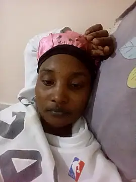 Snapshot of StacyGee24 chatting on September 28, 2025, 10:37 pm StacyGee24 online show from September 28, 2025, 10:37 pm